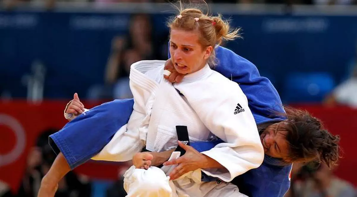 RĂZBOIUL BADEA-CIUTACU versus ALINA DUMITRU. Vezi cum vor să-i pedepsească sportivii din lotul olimpic!