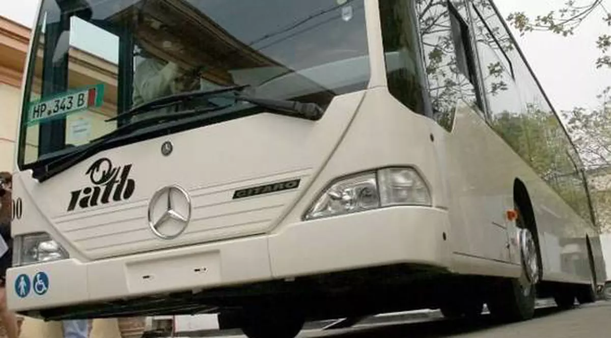 Autobuze speciale pentru concertele din weekend