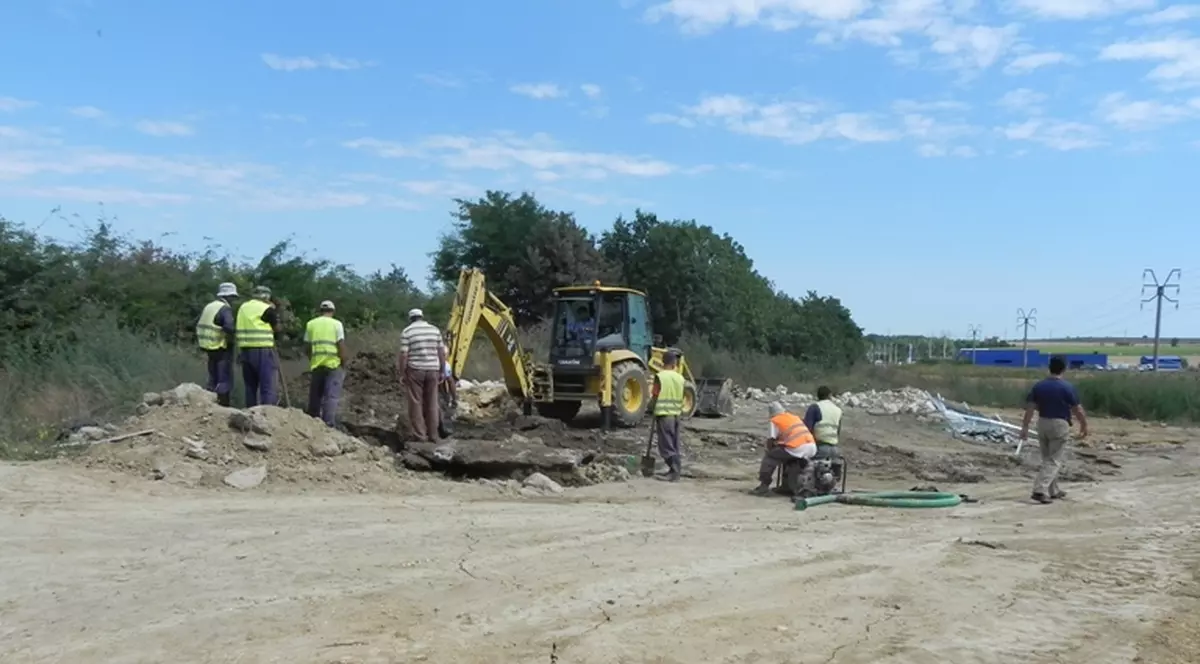 Incredibil: "Dorel" a SPART de 5 ori CONDUCTA CU APĂ