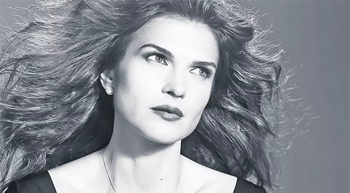 Au făcut reclame şi s-au umplut de bani!