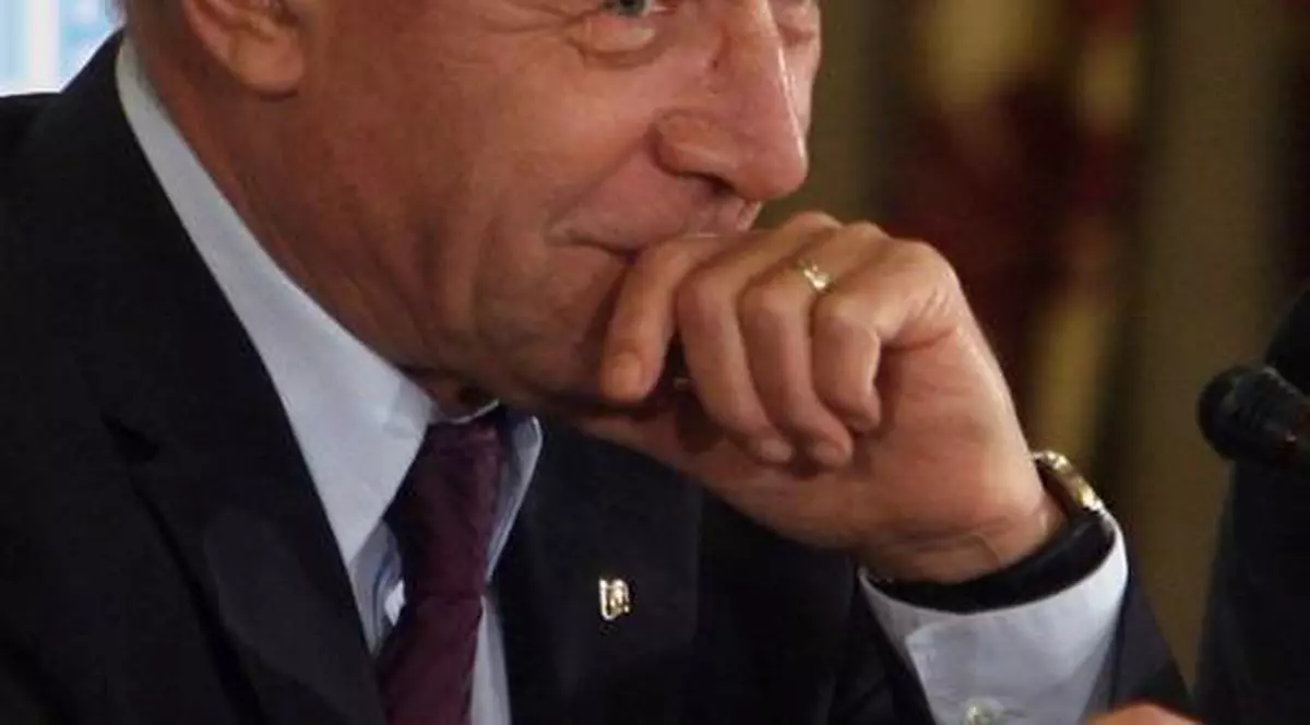 DECLARAŢIA-SUPRIZĂ a lui BĂSESCU. UN SCENARIU INIMAGINABIL în toiul acestui război total