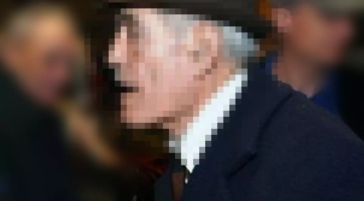 Poliţiştii se chinuie să audieze un bătrân de 102 ani