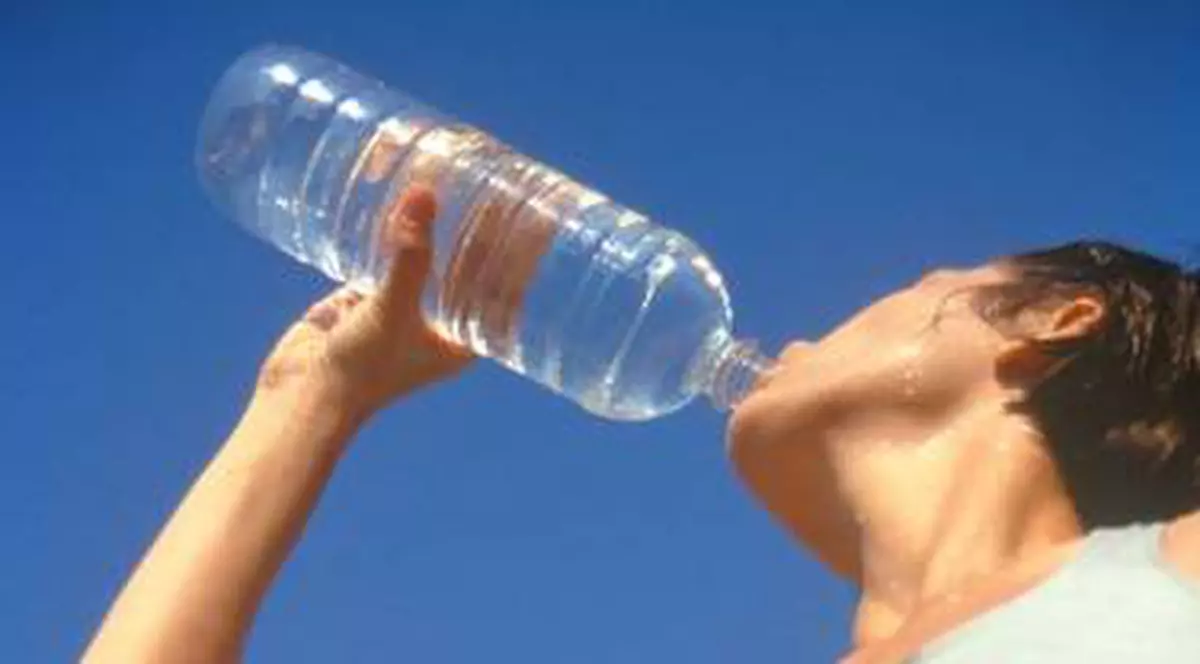 Vreme caniculară în următoarele două zile. Vezi prognoza!