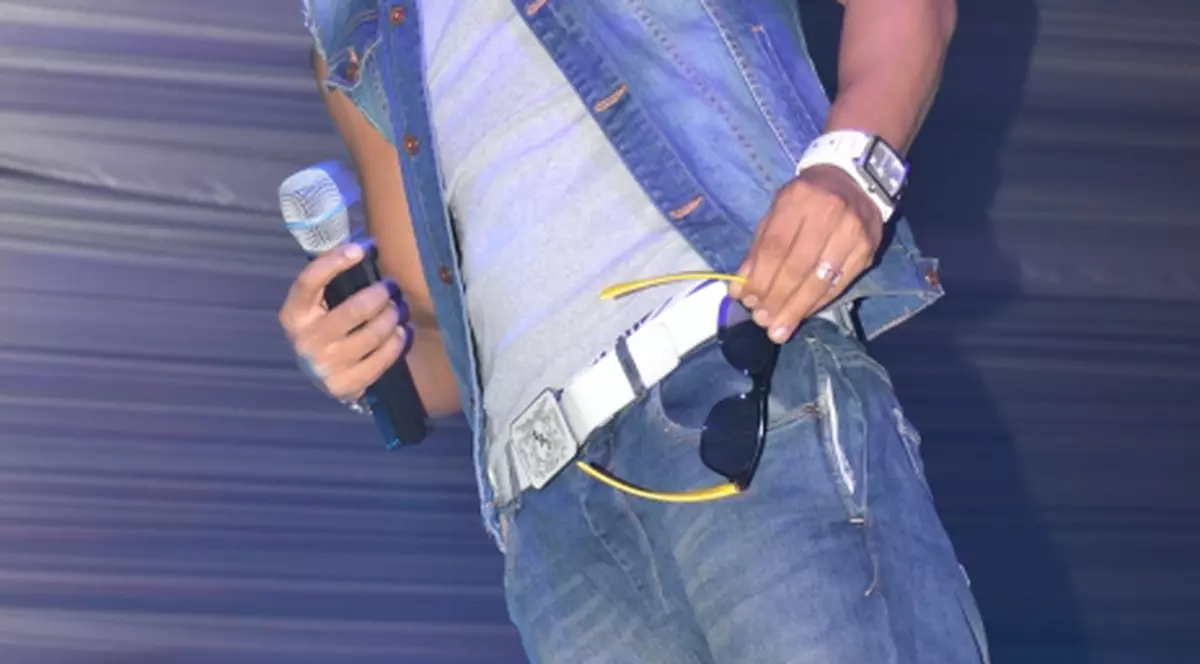 Connect-R, prins cu CEA MAI MARE MINCIUNĂ din viaţa lui. De data asta, e compromis pe vecie:) | FOTO