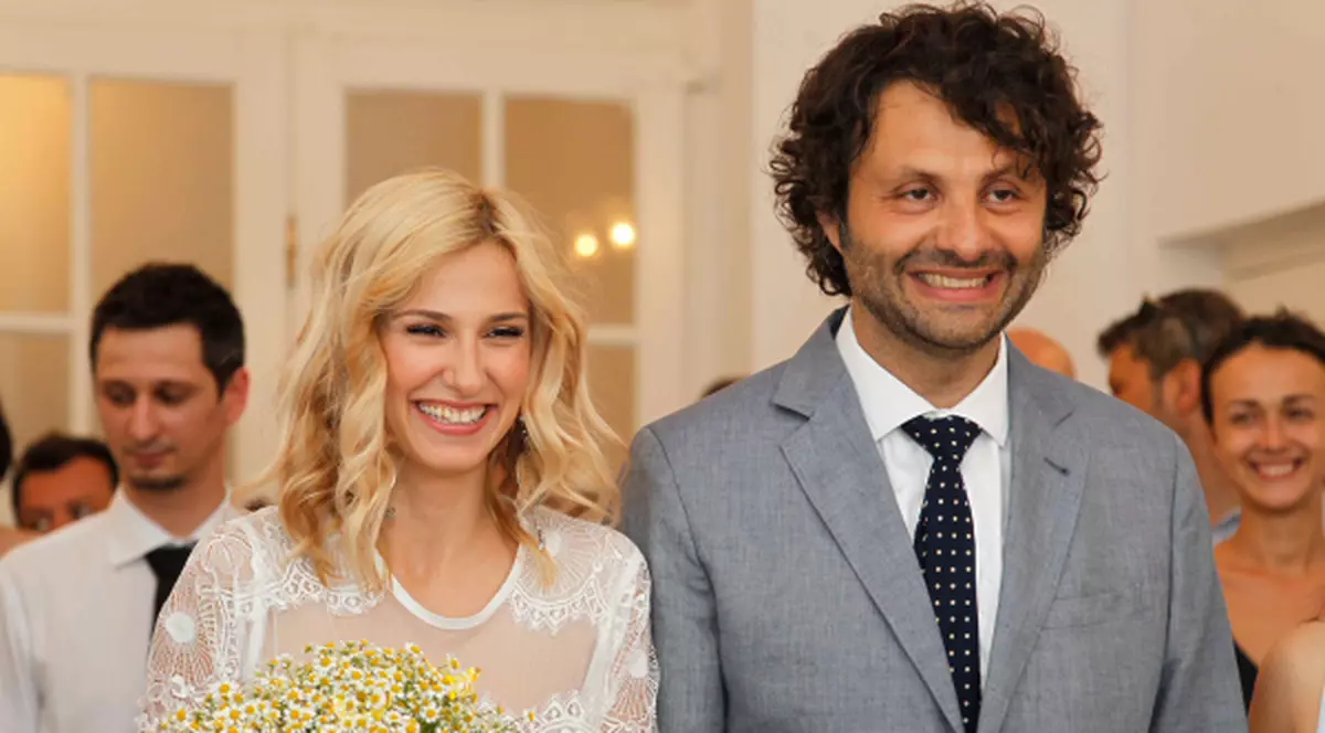 Dana Rogoz a fost o mireasă de poveste, dar stai să vezi cum arăta la starea civilă!  | FOTO