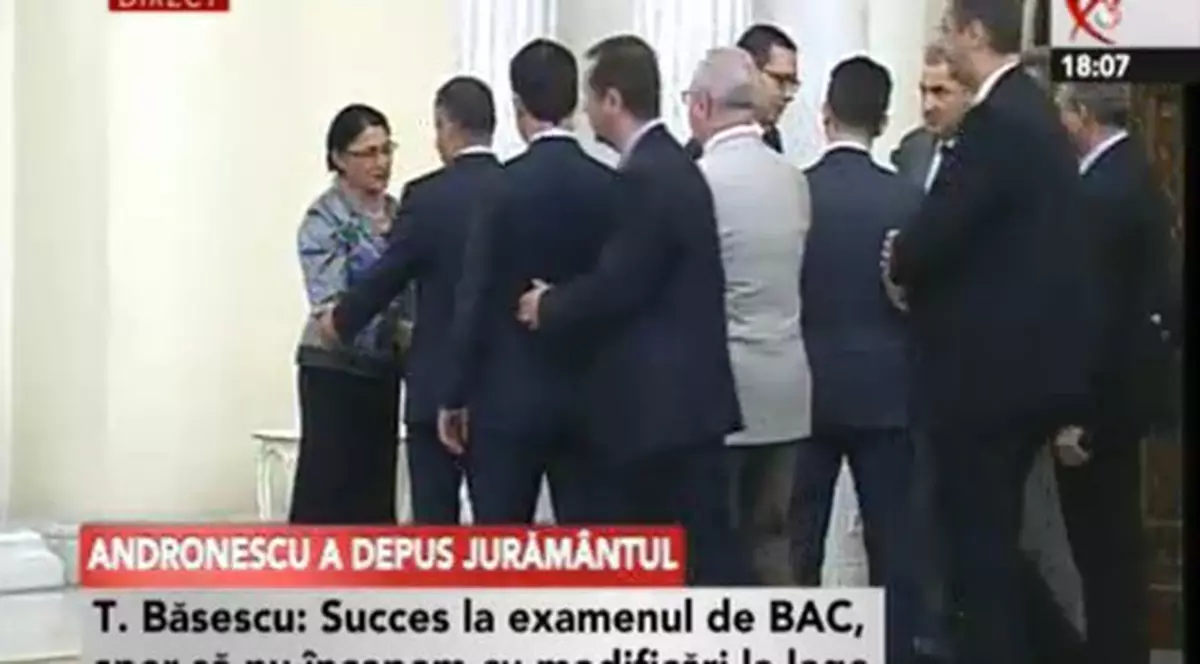 Ecaterina Andronescu a depus jurământul