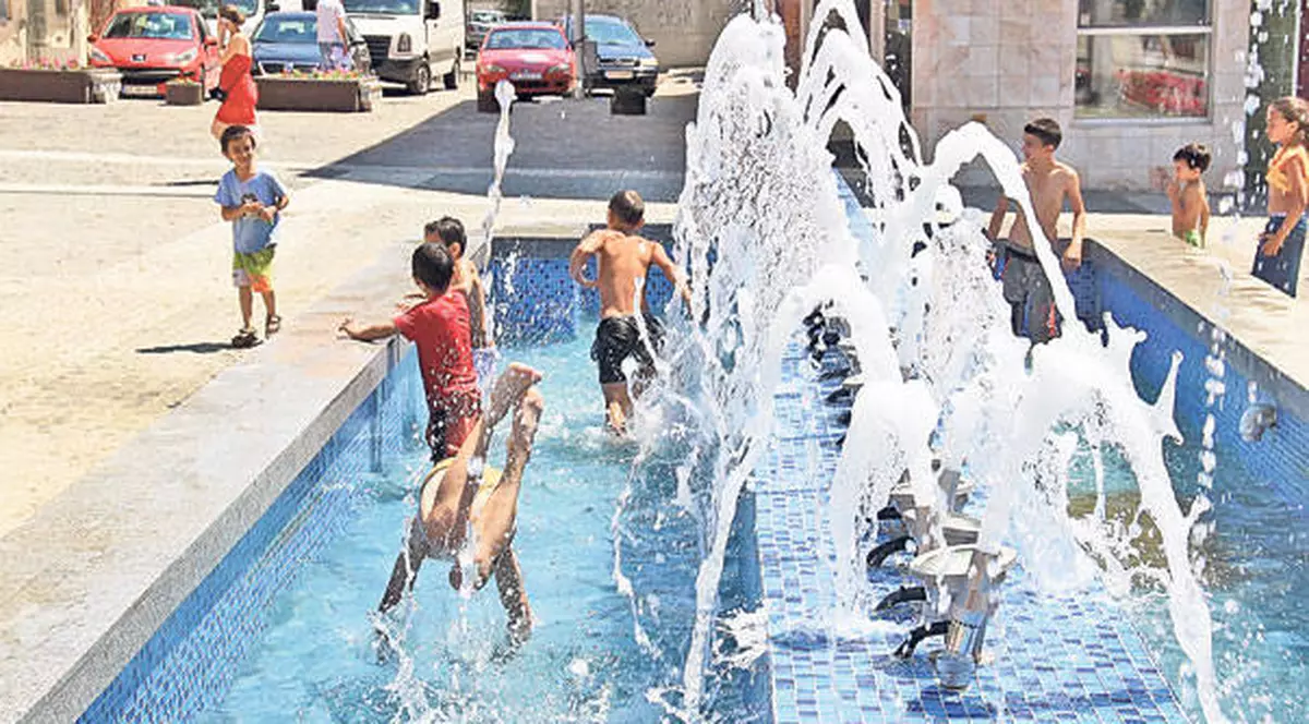 Vreme caniculară în următoarele 2 zile! Vezi ce temperaturi se vor înregistra!