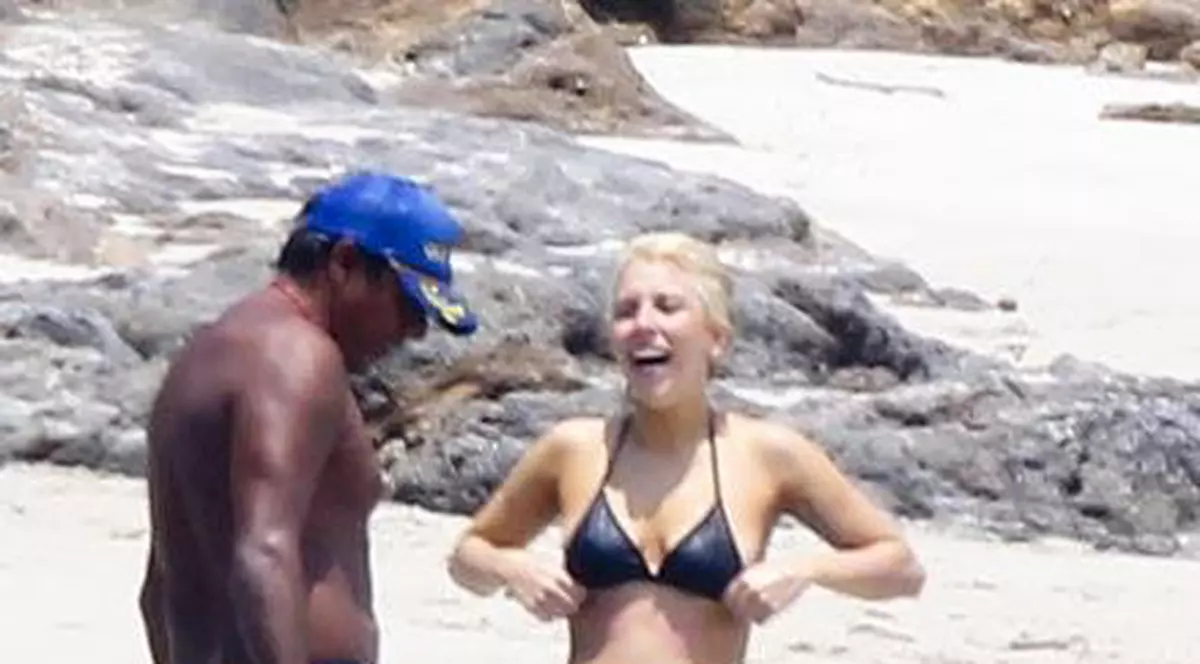 Lady Gaga îşi face casă de 10 milioane de dolari în Grecia