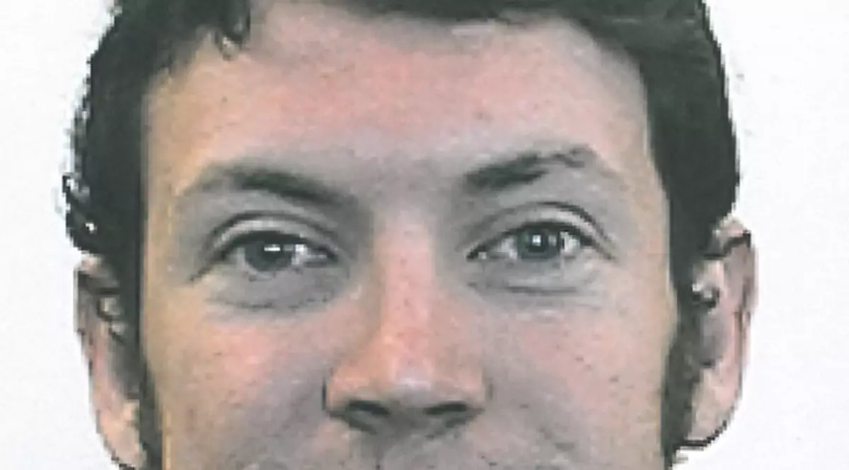 Cel care a provocat masacrul din Colorado este un student de 24 de ani! Iată portretul ucigaşului a 14 persoane!