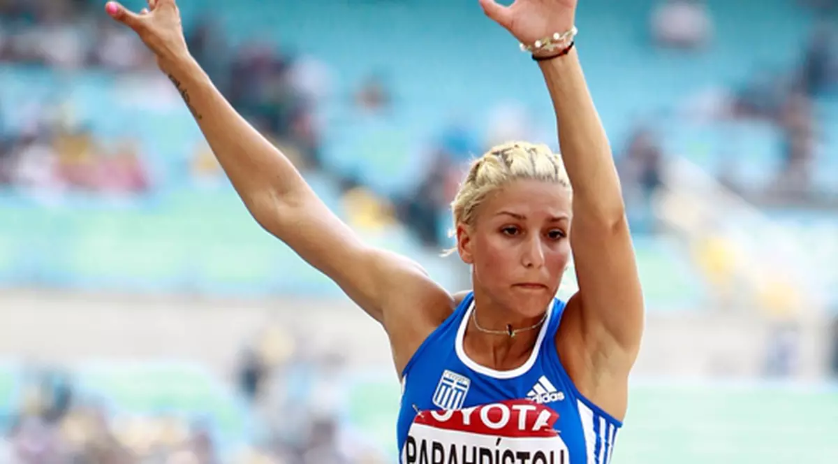 RASISMUL nu are ce căuta la JO 2012! O atletă renumită, exclusă din delegaţia Greciei în urma unei postări pe Twitter