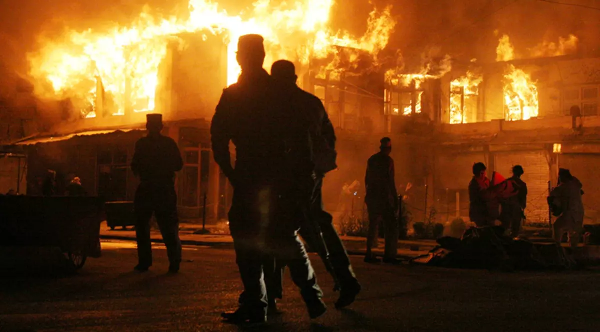 Filmul "Batman", urmărit de un blestem? La premiera din Mexic a avut loc un incendiu