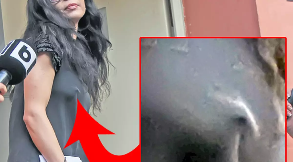 Andreea Marta a plecat din arest fără sutien! I se vedeau sfârcurile prin tricou!