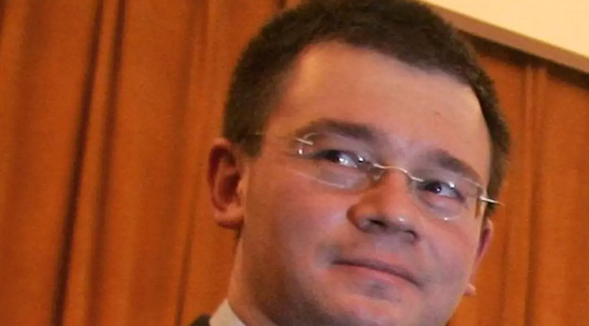 MRU, DUŞ RECE ÎN STRADĂ. Peste ce-a dat a fost neaşteptat