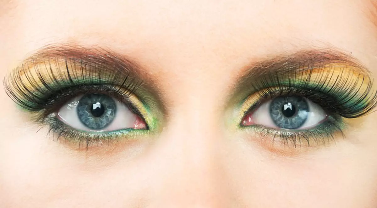 Culoarea ochilor dezvăluie care sunt afecţiunile de piele de care poţi suferi