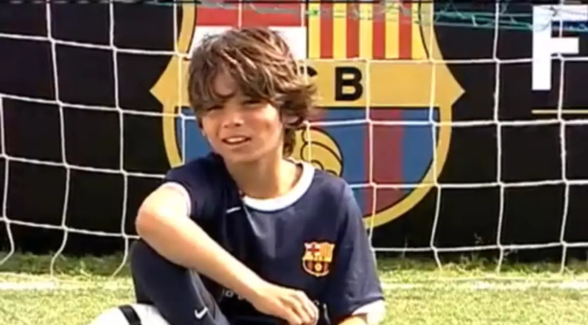 INCREDIBIL! Puştiul fără tălpi care uimeşte o lume întreagă! Uite cum joacă fotbal la Barcelona | VIDEO