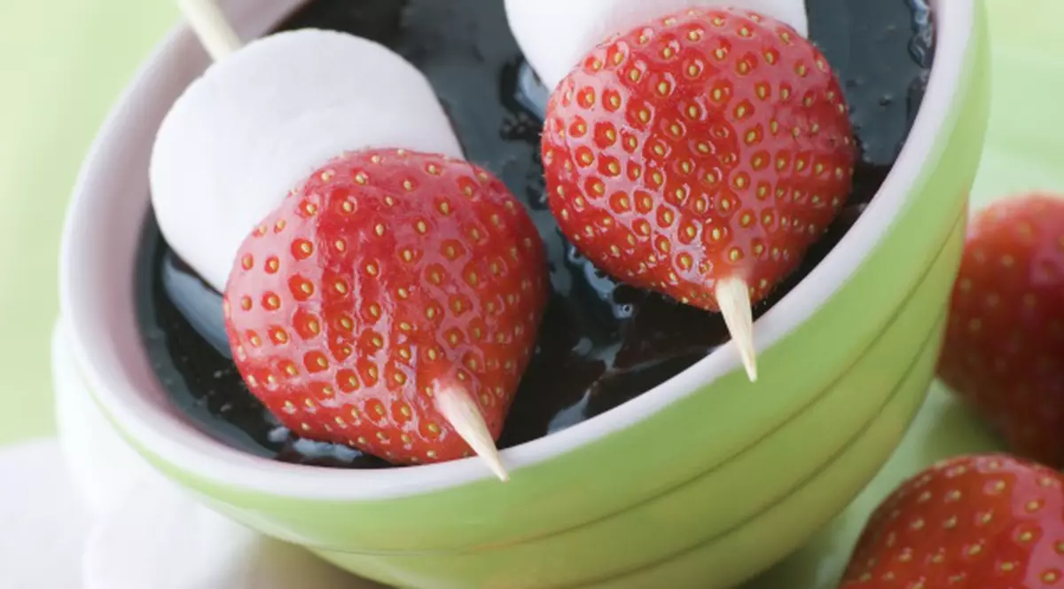 Merengue cu căpșune