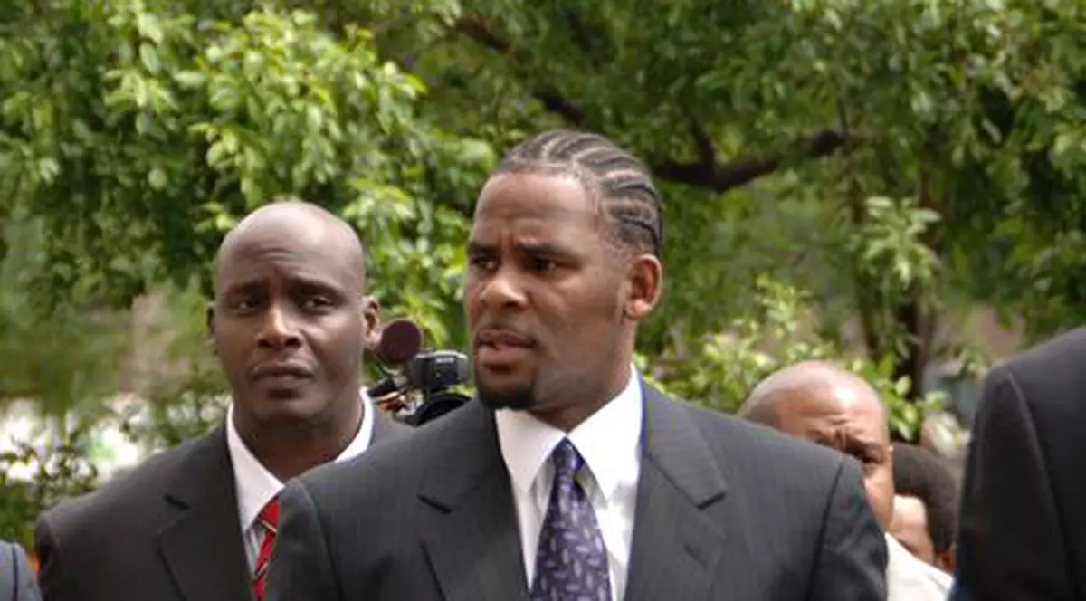 R. Kelly: "Eu şi soţia mea am divorţat din pricina unui film"