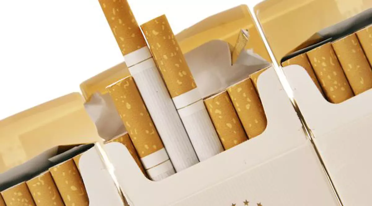 Vești proaste pentru fumători! Prețul țigărilor ar putea să sară-n aer