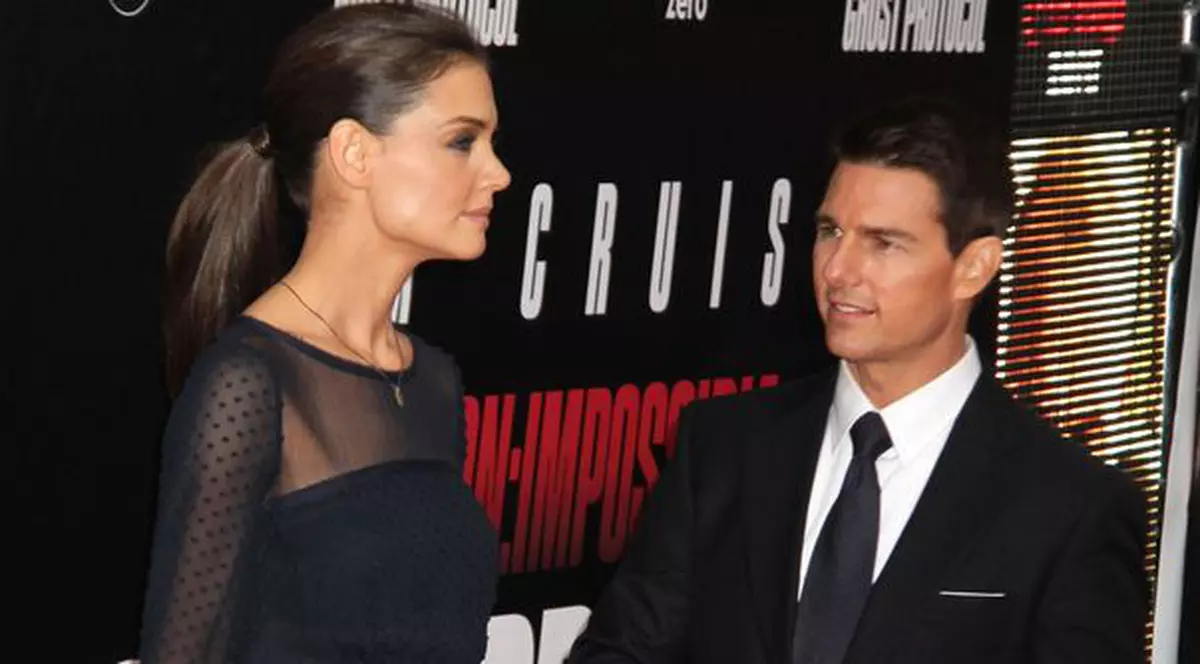 Tom Cruise este disperat! Vrea s-o convingă pe Katie Holmes să renunțe la proces! Află de ce se teme!