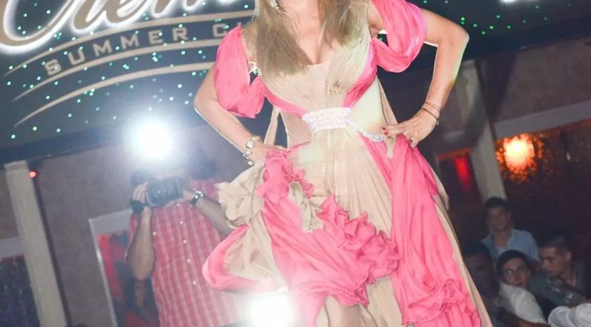 Vica lui Piţurcă, debut de excepţie ca manechin, la 36 de ani: "Nu am mai avut aşa emoţii de când l-am născut pe fiul lui Piţi" | FOTO