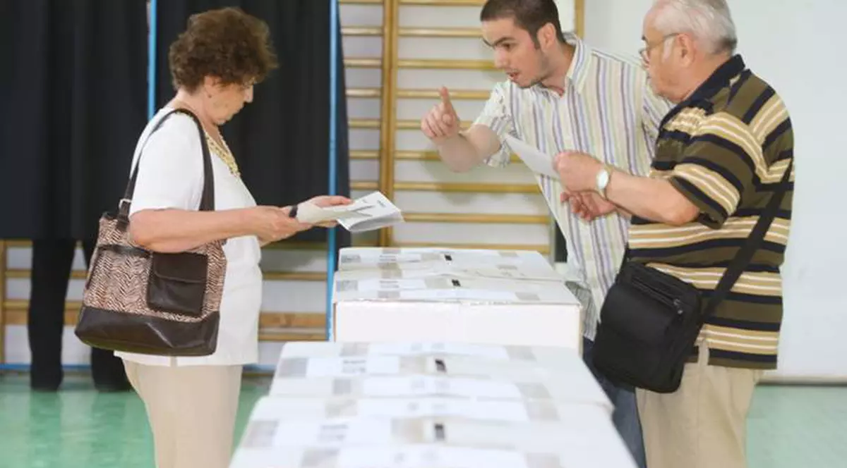 PUTEREA și OPOZIȚIA se acuză reciproc de tentativă de FRAUDĂ la REFERENDUM. Vezi care este ”prețul” unui ”DA”