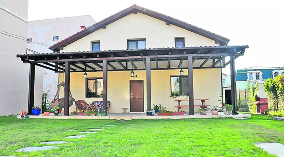 Fosta nevastă a lui Andrei Gheorghe, călcată de hoţi!