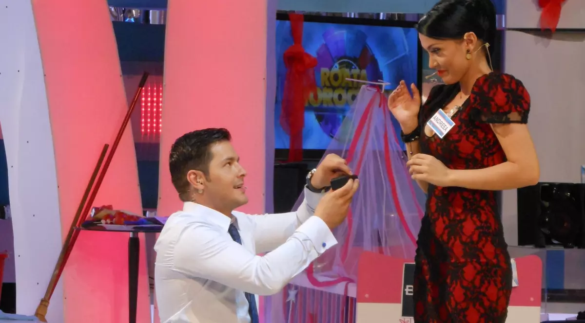 ”Ți-am dat un ineeeeeel!” Liviu Vârciu a cerut-o de nevastă pe Mantea. Vezi ce i-a răspuns bruneta! 