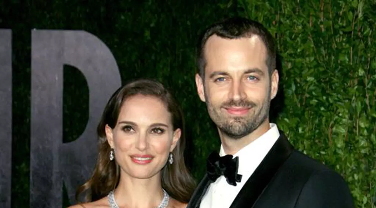 I-au indus pe toţi în eroare! Deşi purtau verighetă de 6 luni, Benjamin Millepied şi Natalie Portman s-au căsătorit abia acum