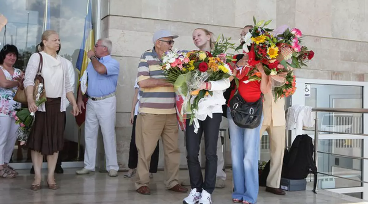 Libertatea a realizat un interviu inedit cu Ilie şi cu Ştefan, doi bătrânei norocoşi, a căror nepoată, gimnasta Sandra Izbaşa, este mândria familiei