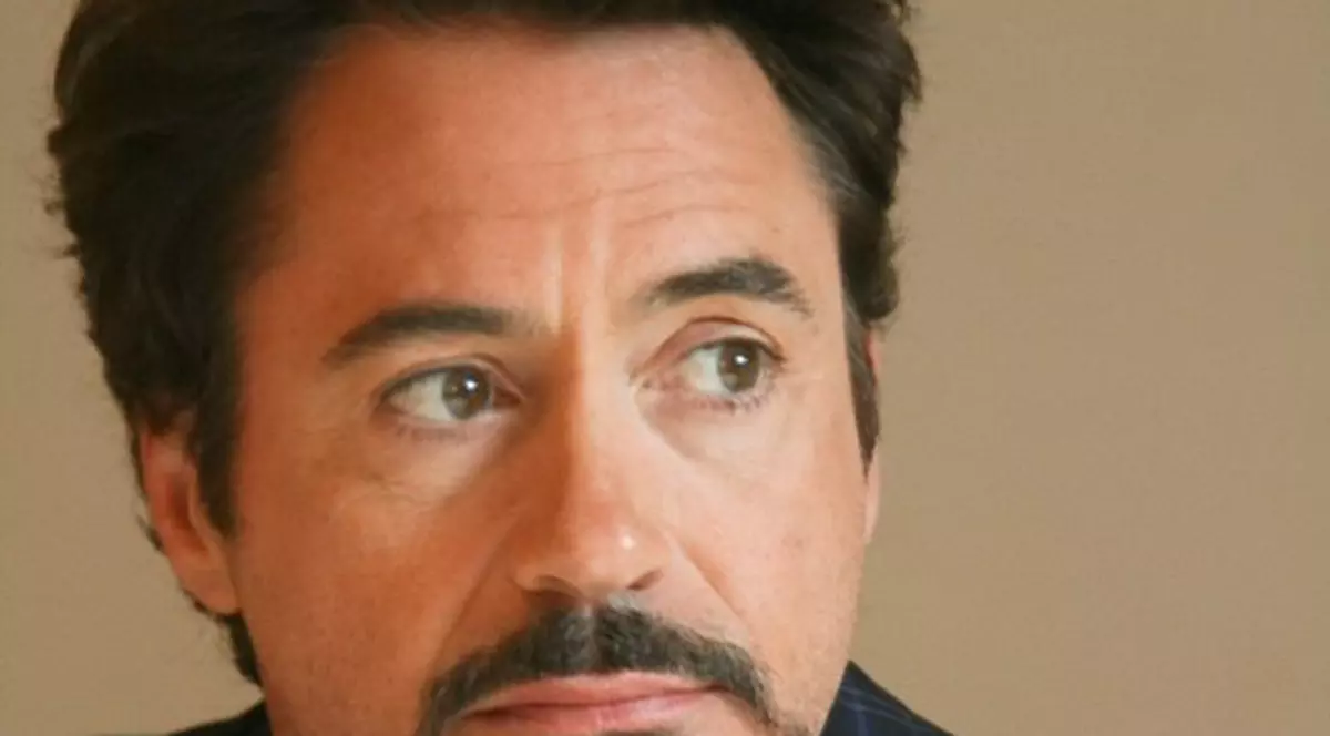 Nu e bun la cascadorii! Robert Downey Jr. s-a accidentat în timpul filmărilor