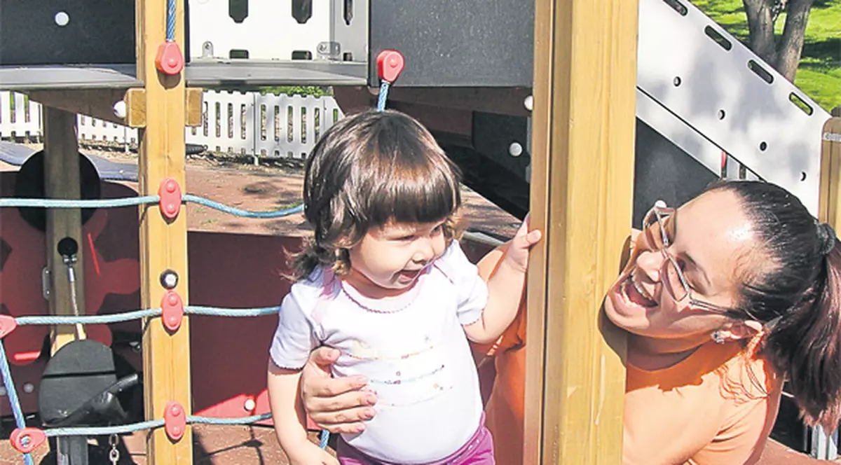 Faci un copil, primeşti 2.500 de lei!