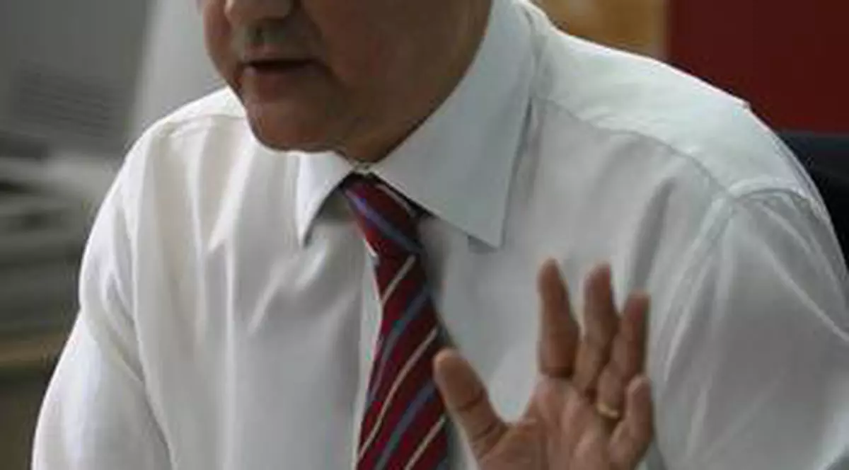 Uite cu cine joacă șah în PUȘCĂRIE Adrian Năstase! FOTO