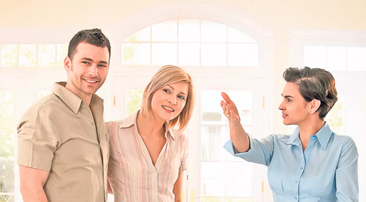 În august, locuinţele temporare au preţuri mai mici | Fii atent la detalii când închiriezi o casă!