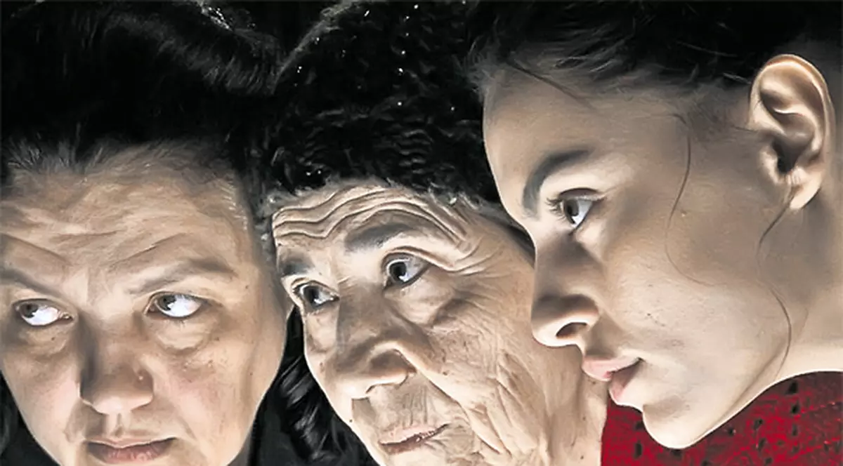 Catrinel Menghia face furori într-un film italian: "Voi păşi pentru prima dată pe covorul roşu"