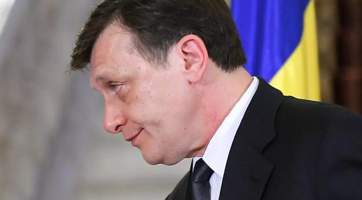 DEMISIA LUI CRIN ANTONESCU, IMINENTĂ? "NICI VORBĂ!" Cea mai aşteptată declaraţie, după ÎNTOARCEREA LUI BĂSESCU LA COTROCENI
