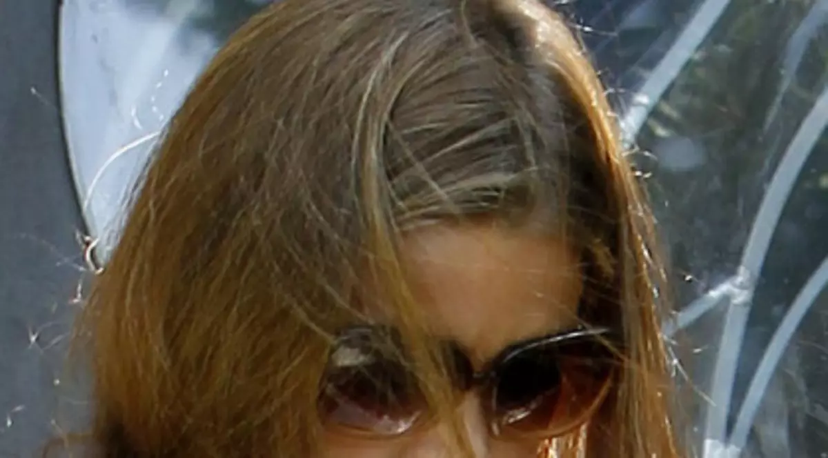 DIVA care suferă de INSOMNII și se PLÂNGE pe Twitter! ”Măcar arăți bine la 3 dimineața!” 