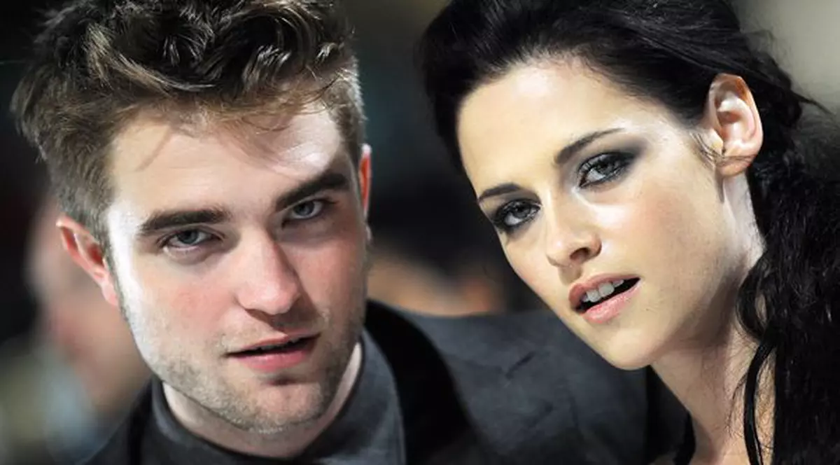 Robert Pattinson a acceptat să se întâlnească cu Kristen Stewart