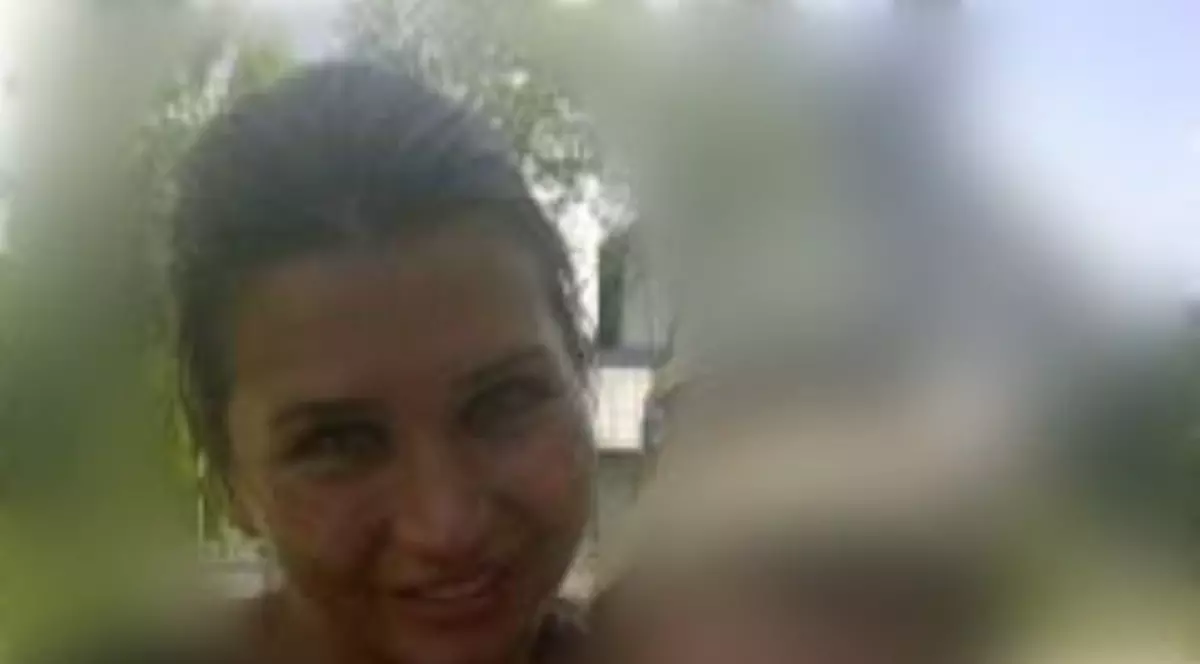 IMAGINEA care demonstrează că EBA vrea să-l facă pe BĂSESCU BUNIC. Dovada, fix după REFERENDUM 2012 | FOTO