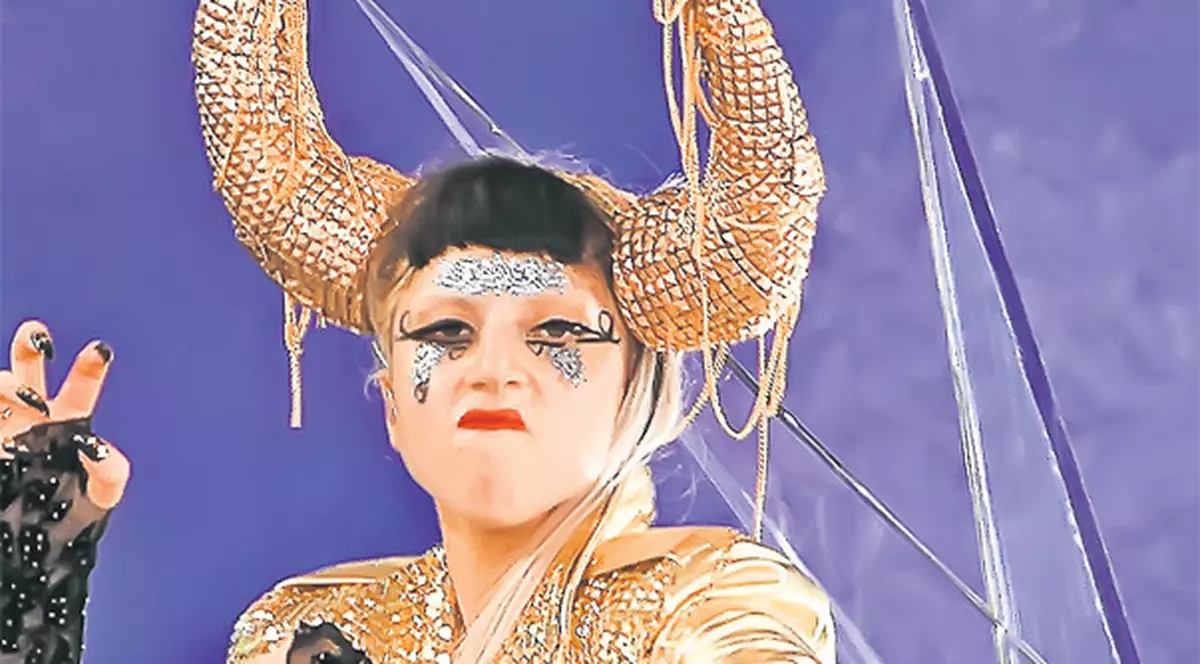 Pe internet s-a lansat o petiţie împotriva venirii artistei la Bucureşti: "Afară cu Lady Gaga din România!"