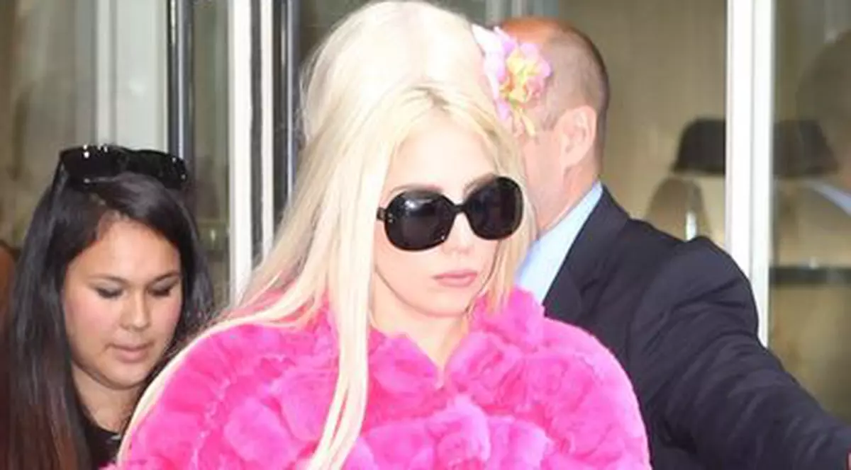 Lady GaGa a ajuns în România cu autocarul