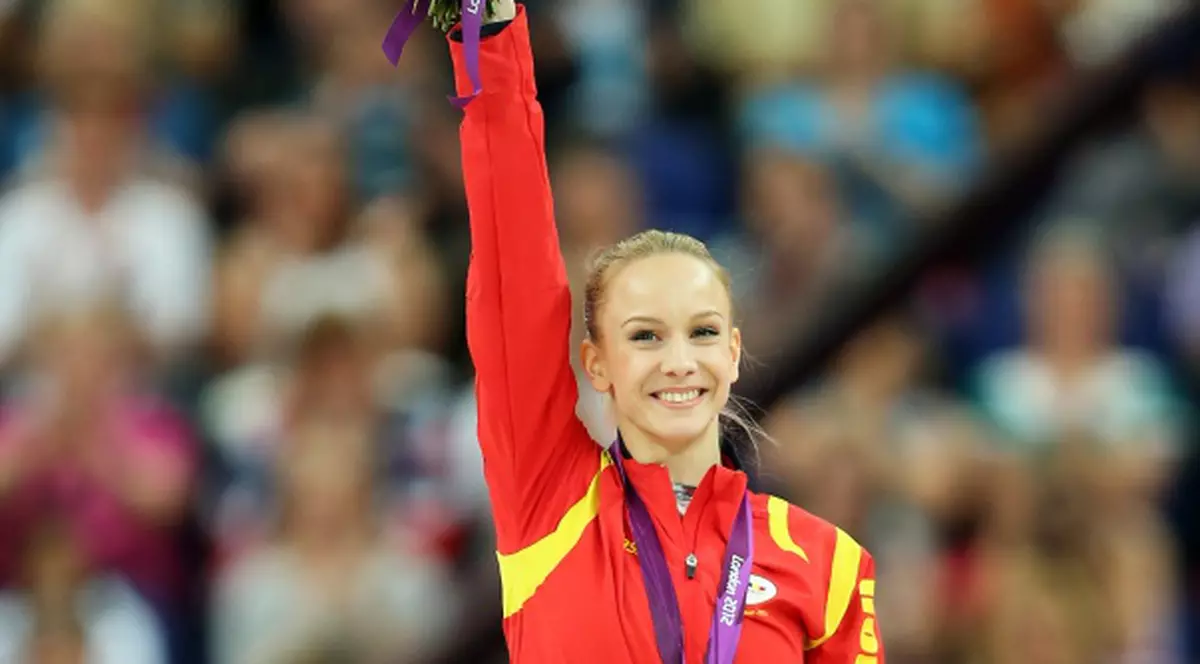 Bărbatul din umbră care a convins-o pe Sandra Izbaşa să nu se retragă din gimnastică
