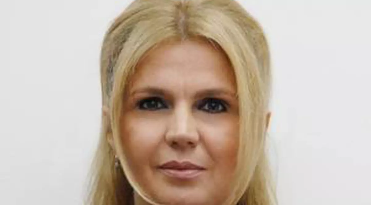 ”Iulia Motoc a primit tratament psihiatric!” Vezi cine o face NEBUNĂ pe JUDECĂTOAREA CCR!