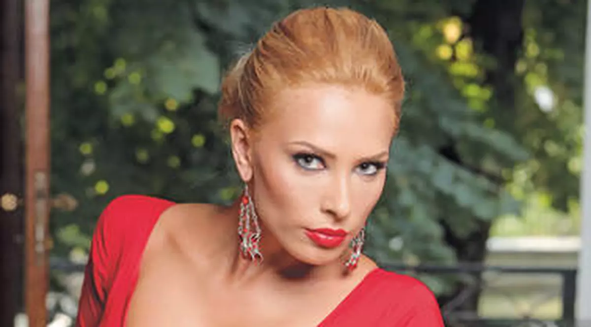 MOTIVUL pentru care Iulia Vântur nu poartă niciodată fuste scurte