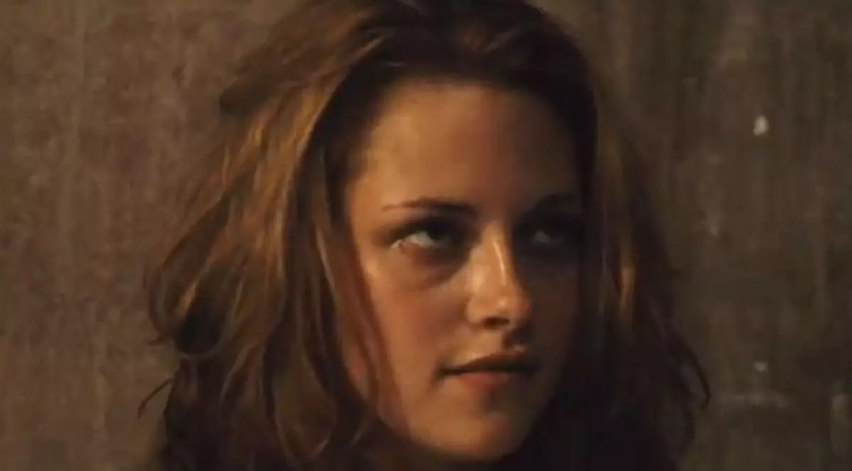 Kirsten Stewart, cu nervii la pământ! ”E o epavă, trăiește doar cu țigări și energizante”