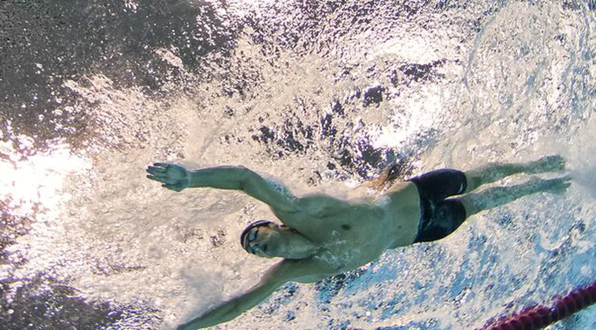 OBICEIUL RUŞINOS al unui campion: ”E normal SĂ FACI PIPI ÎN...”