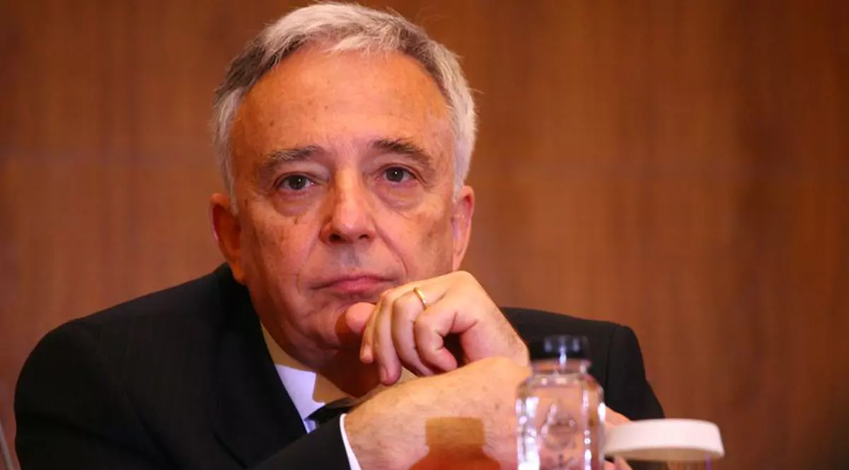 Ce AVERE are Mugur Isărescu și unde își ține BANII
