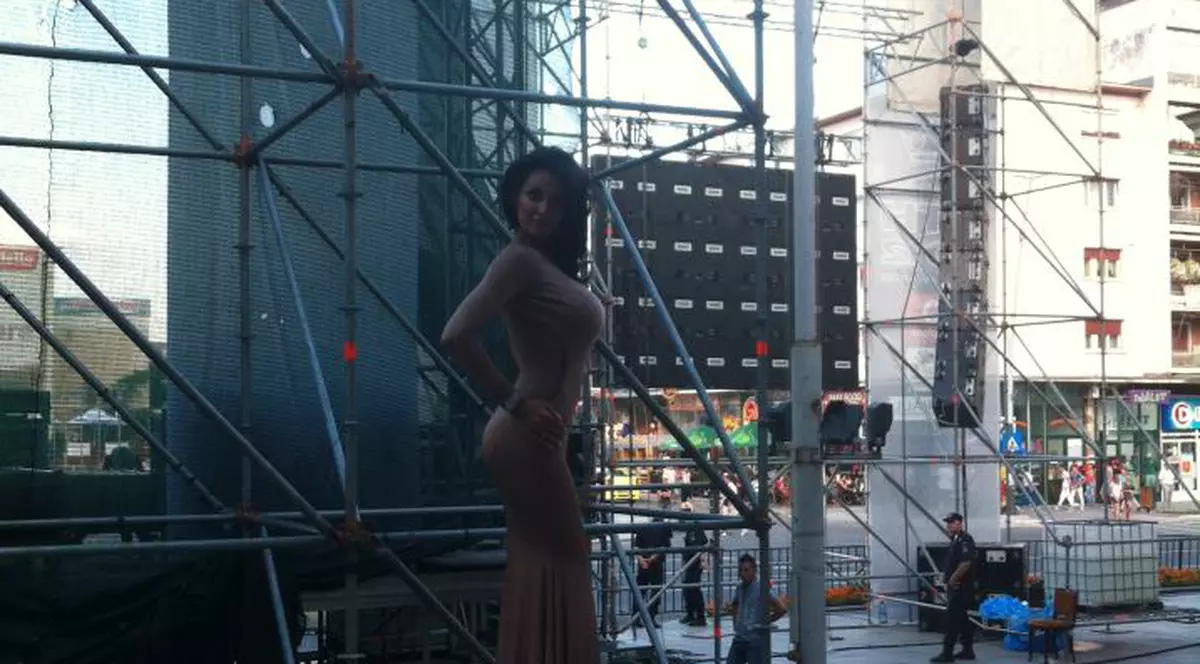 Nicoleta Luciu, ANOREXICĂ pe Facebook! FOTO