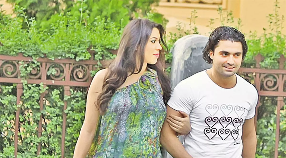 Pepe şi Raluca şi-au dus fetiţa acasă! Cântăreţul şi-a externat «comorile» ieri la ora 4.00 dimineaţa