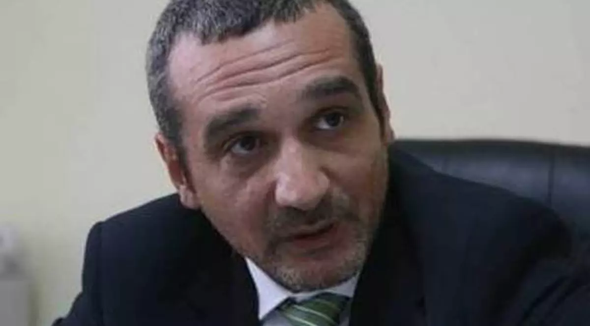 LĂZĂROIU face MIŞTO de CRIN ANTONESCU