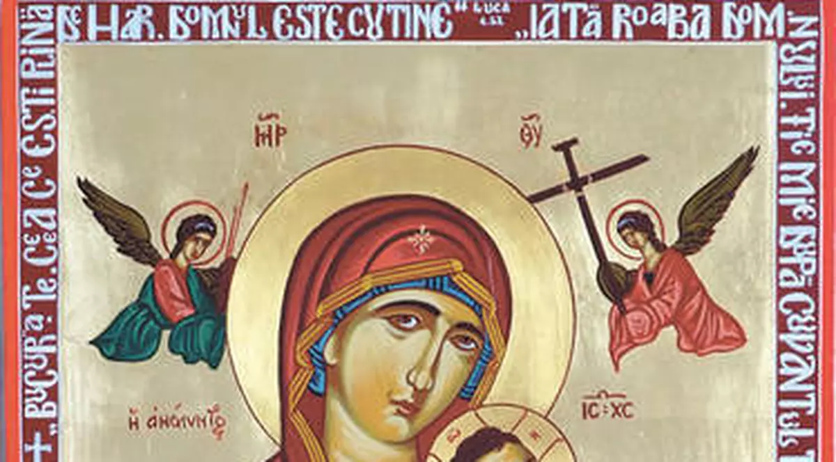 Peste 2,2 milioane de români petrec de Sfânta Maria